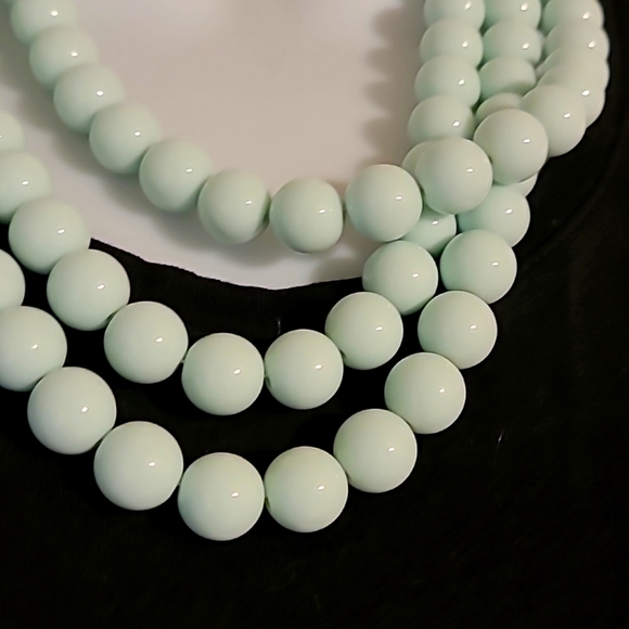 Vintage Beaded Necklace - Mint Multi - Picture 2 of 3